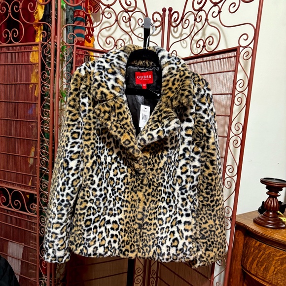 GUESS Leopard Fur Waist Length Jacket NWT - Picture 1 of 3